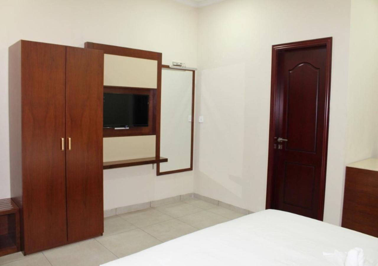 Ixoras Hotel Κινσάσα Εξωτερικό φωτογραφία