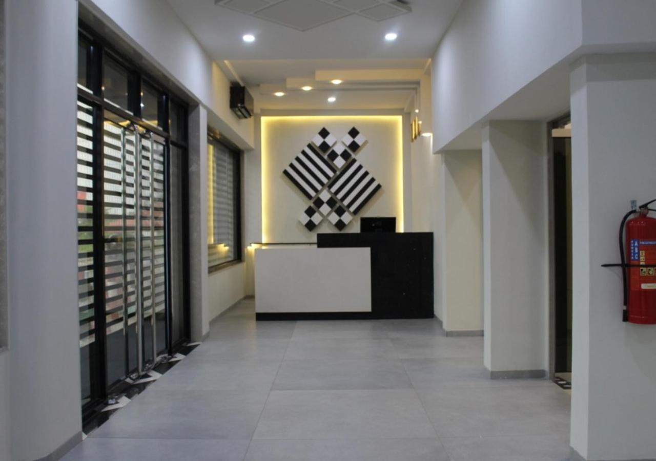 Ixoras Hotel Κινσάσα Εξωτερικό φωτογραφία