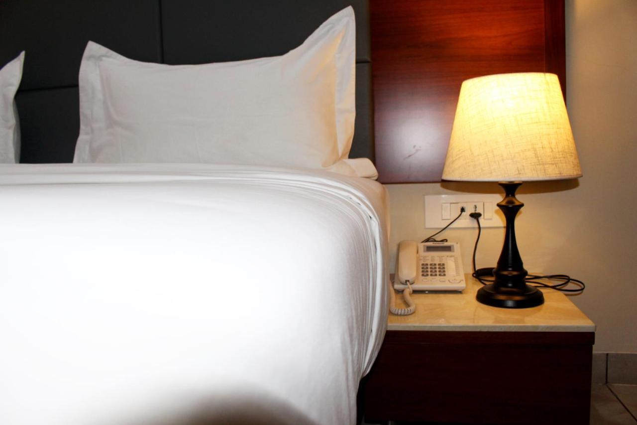 Ixoras Hotel Κινσάσα Εξωτερικό φωτογραφία