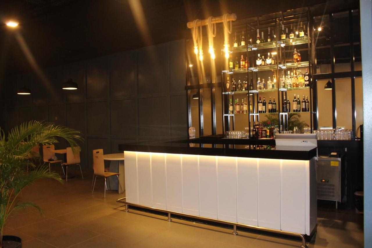 Ixoras Hotel Κινσάσα Εξωτερικό φωτογραφία